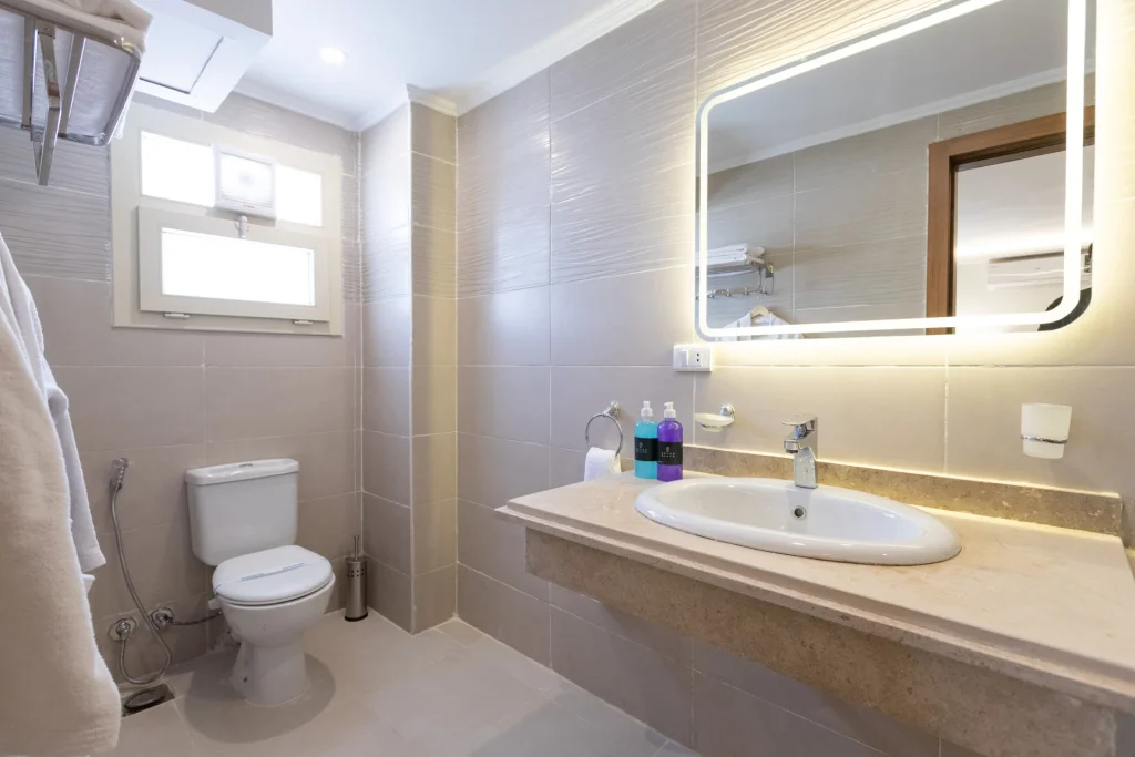 The Centric Double room image