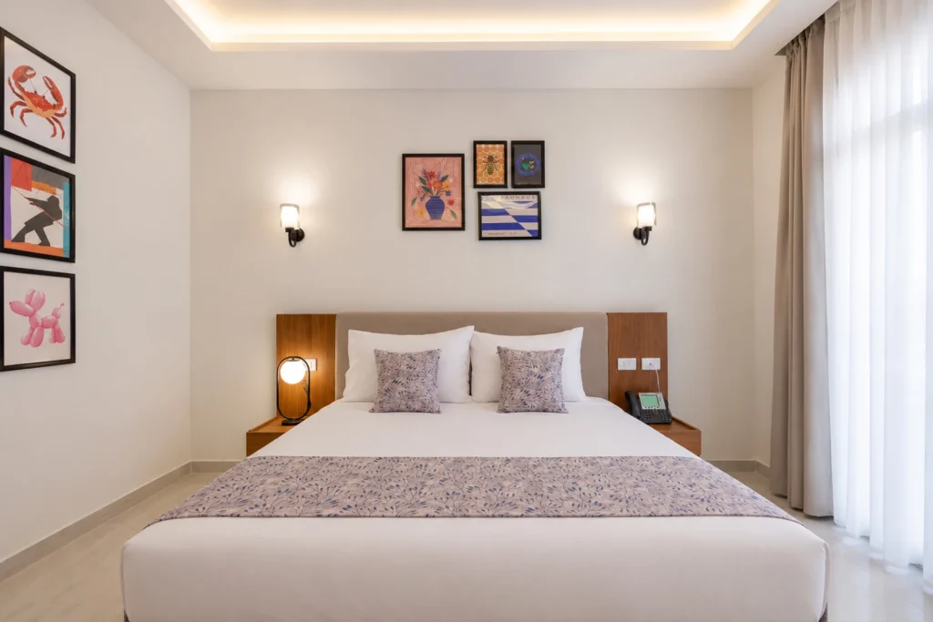 The Centric King room image