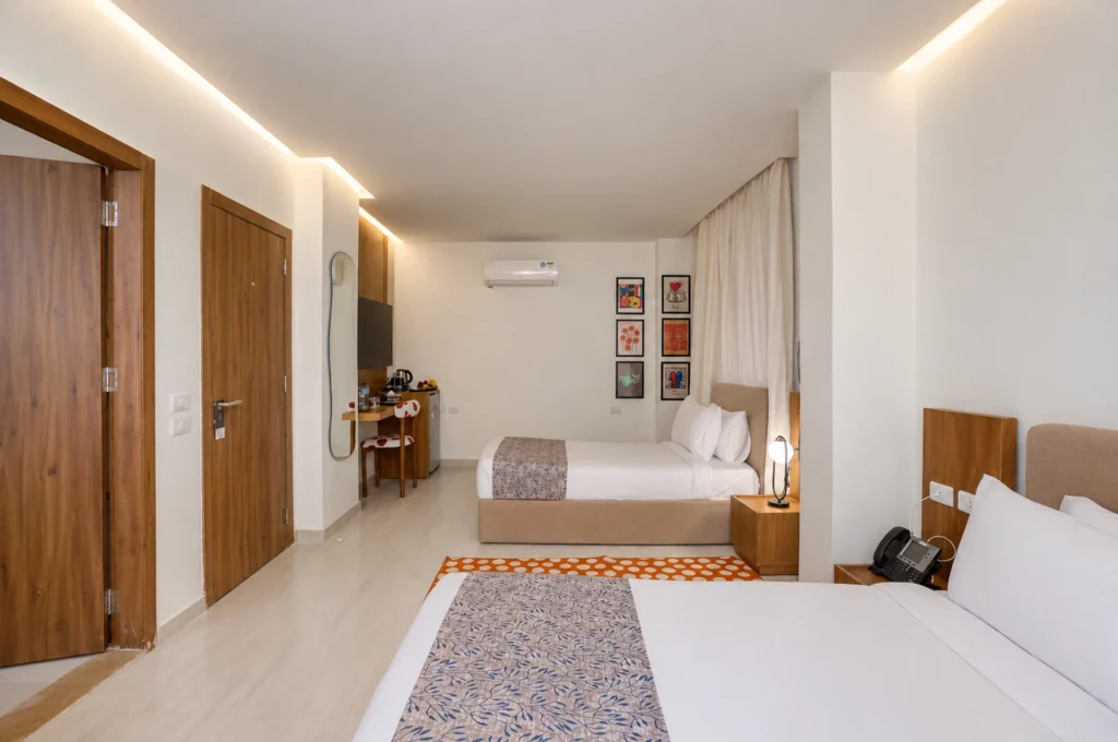 The Centric Twin room image